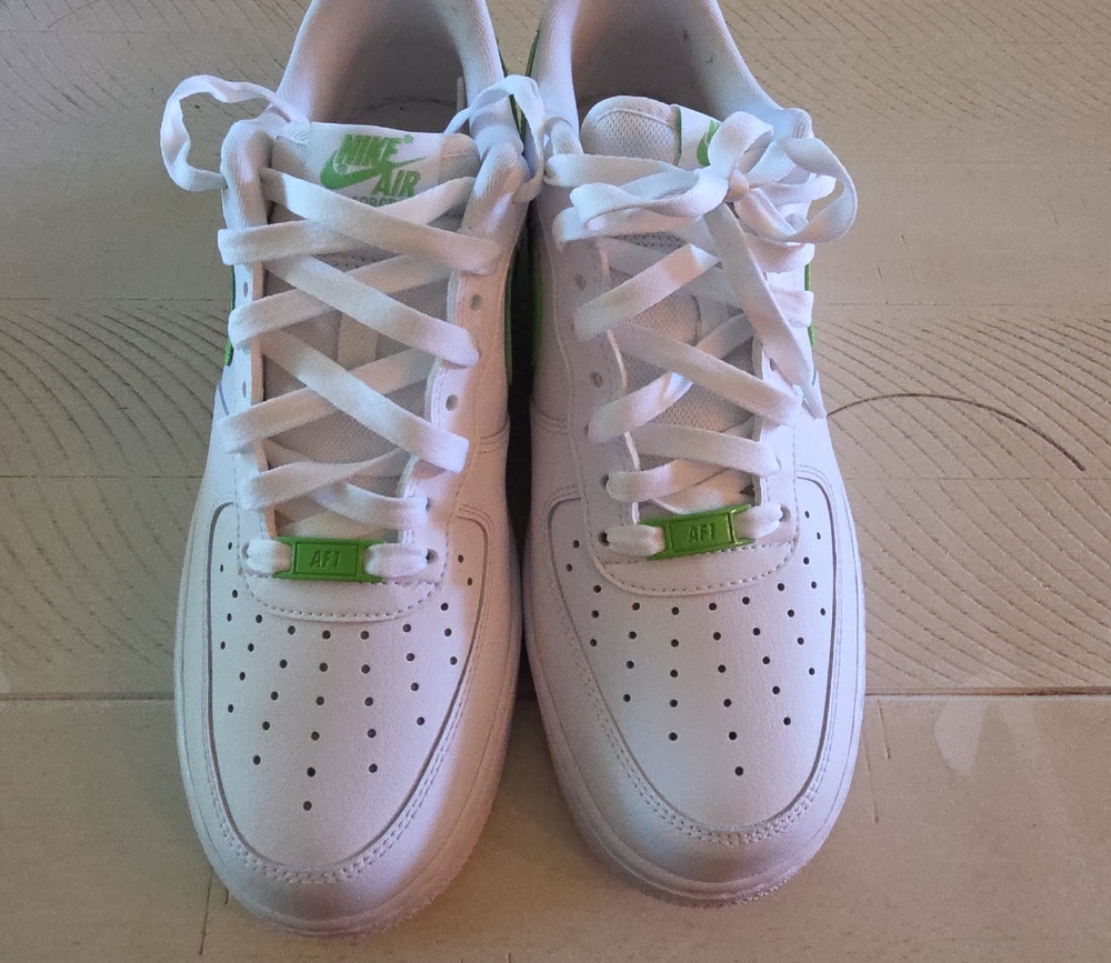 Nike Womens White Sneakers with Green Accents